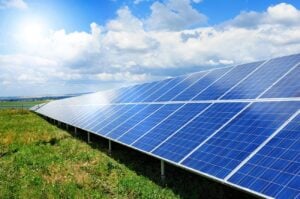 Vena Energy launches EIA for up to 49.58MW solar project on Niigata golf course, targets 2032 COD